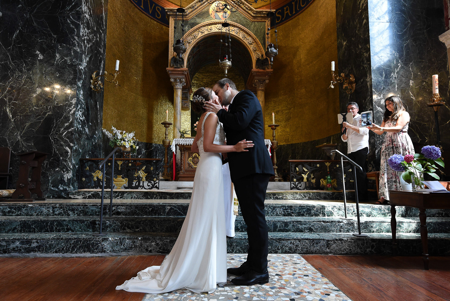 Craig and Jessica wedding at Chiesa dell Ascensione Como, wedding photographer Lake Como
