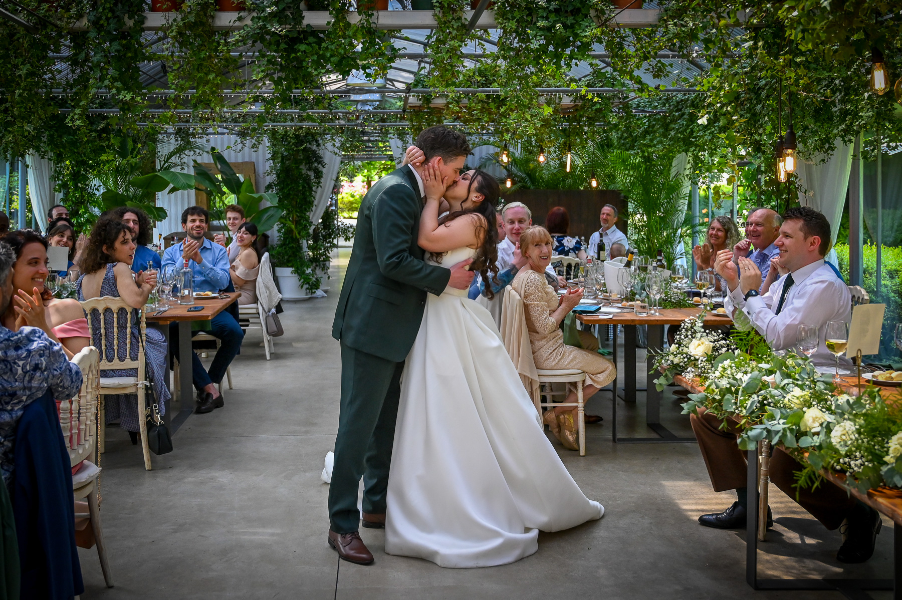 Tom and Ilenia wedding at Jardin a Vivre Novara, wedding photographer Italy